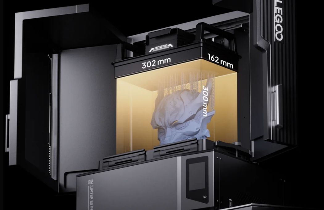 302×162×300mm Build Volume - 2.5x larger than the Saturn 4, for big models or full batches in one job