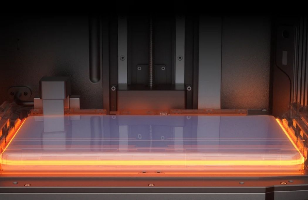 Smart Tank Heating at 30°C - Better fluidity and layer adhesion for sharper detail and faster prints